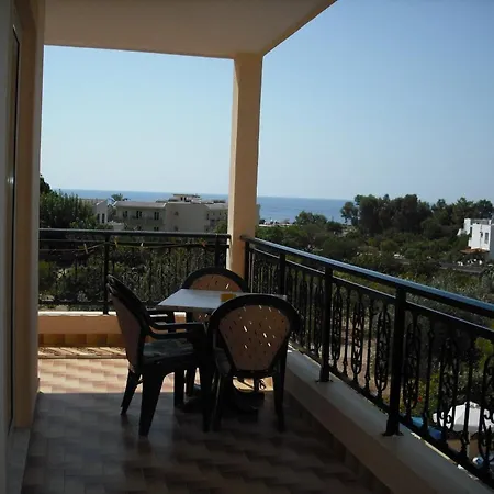 Summer Memories מלון דירות Pefki (Rhodes)